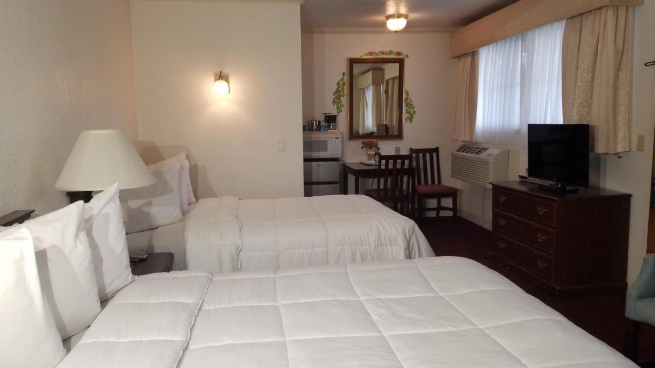 Stanford Motor Inn Пало-Альто Экстерьер фото
